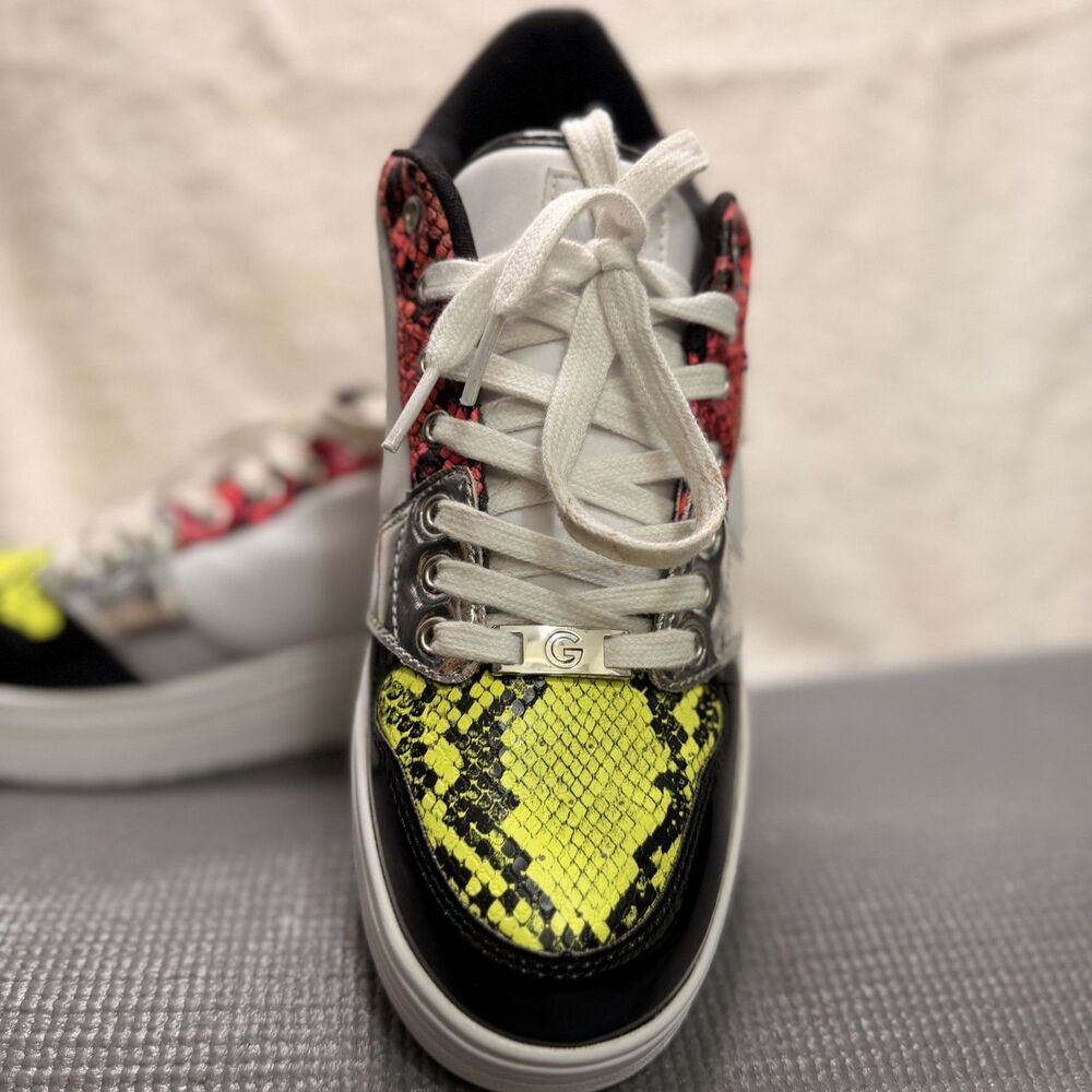 G Los Angeles By Guess GGRigster9 Women's Shoes Size 10M Platform Sneakers